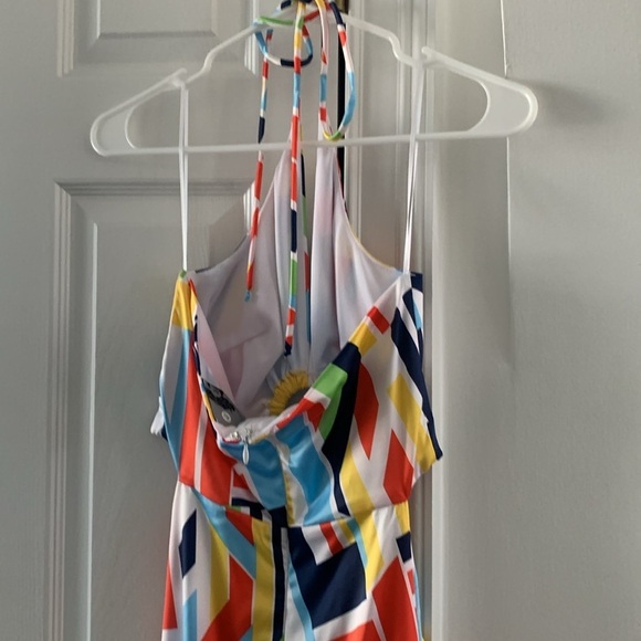 New Premium Boutique Halter Maxi Dress 2 - Picture 6 of 7